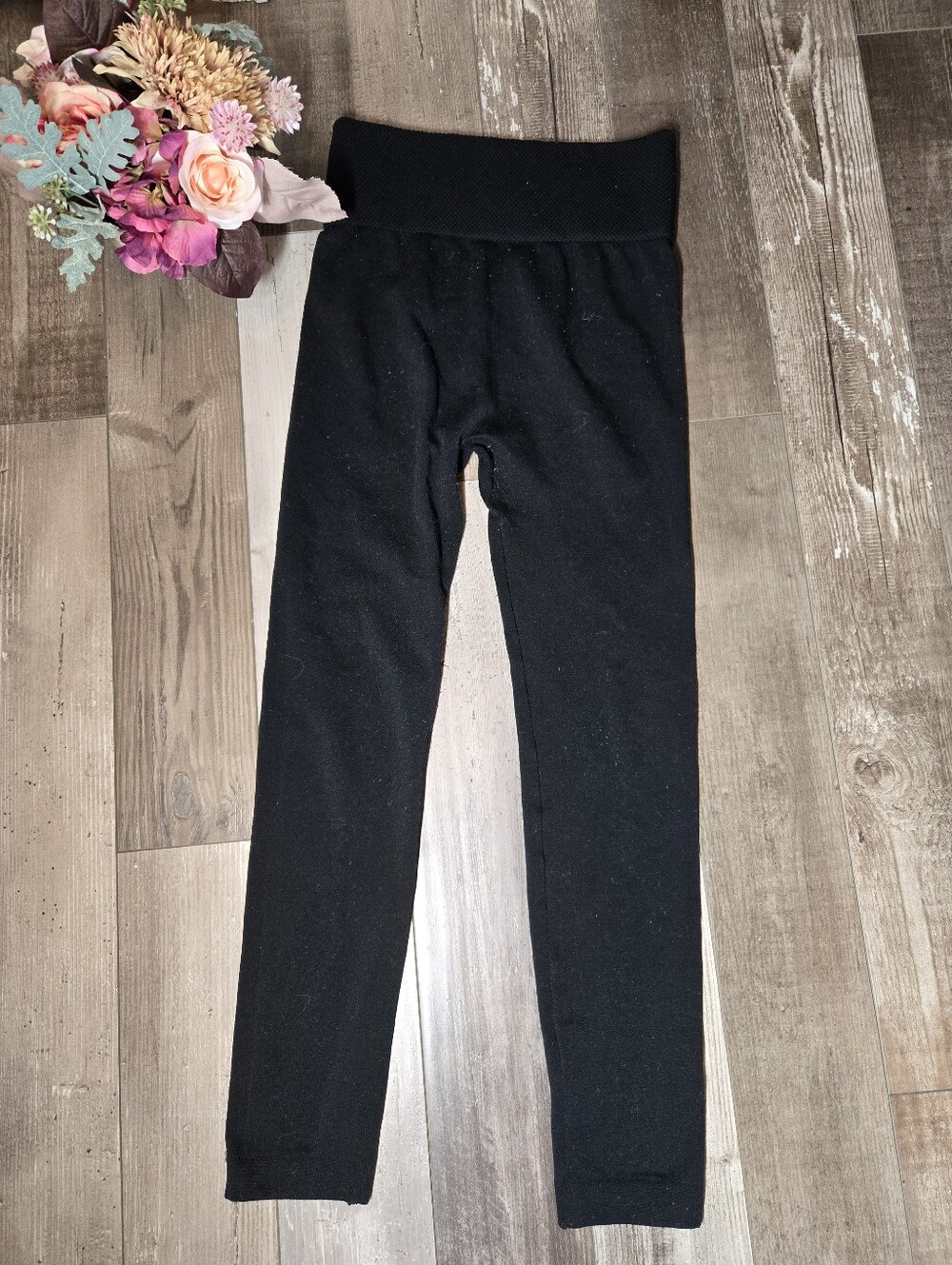Black High-Waisted Women's Leggings - Classic Comfort